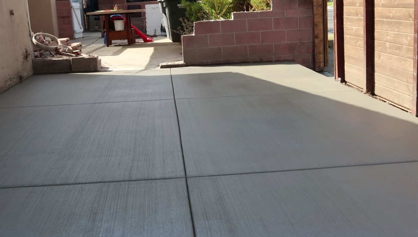 Professional garage floor epoxy coating and resurfacing in Burien, WA